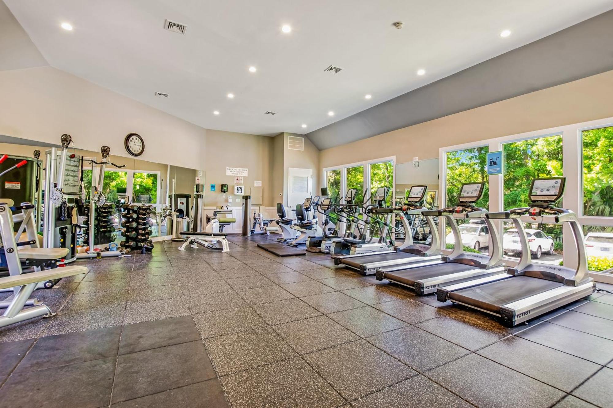 Captains Walk Condos Hilton Head Island Room photo